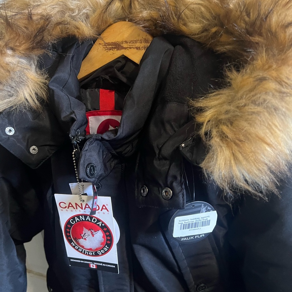 Canada Goose Black Insulated Parka - Picture 5 of 9